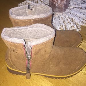 Sorel Waterproof Crop Zippered Boots ❄️Warm & Cozy